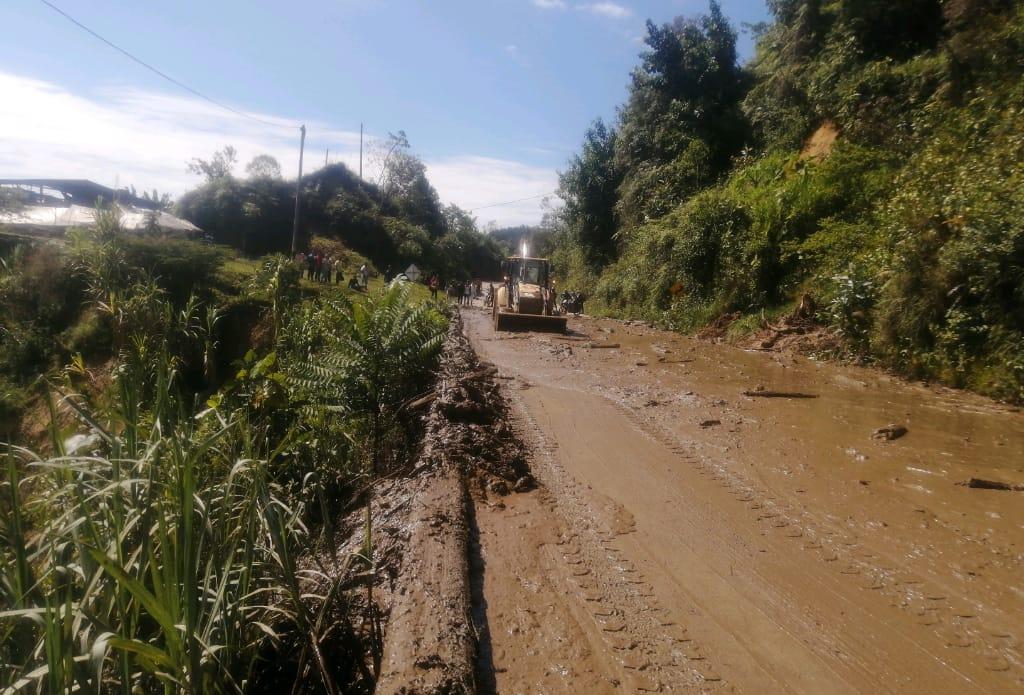 EL CORREDOR NEIVA - PITALITO QUEDARÁ HABILITADO ESTA TARDE, LUEGO DE LOS DERRUMBES ENTRE LOS KM 54 y 59