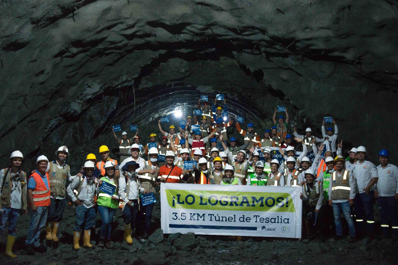 TÚNEL TESALIA, EL MÁS GRANDE DEL EJE CAFETERO, LOGRA EL CALE Y FINALIZA ETAPA DE EXCAVACIÓN