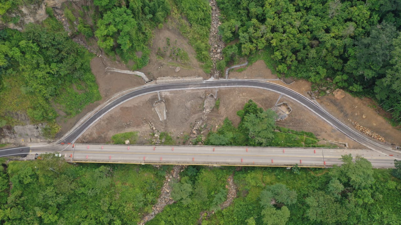 ANI PONE EN FUNCIONAMIENTO LA VÍA PARALELA AL PUENTE CAÑO SECO ENTRE BUCARAMANGA Y BARRANCABERMEJA ANI PONE EN FUNCIONAMIENTO LA VÍA PARALELA AL PUENTE CAÑO SECO ENTRE BUCARAMANGA Y BARRANCABERMEJA