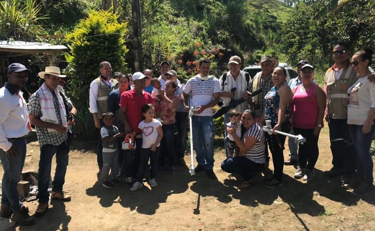 En Uramita, Antioquia, asociación campesina es beneficiada con elementos de trabajo