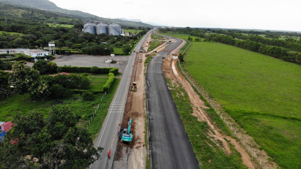 FIRMADO OTROSÍ PARA DEFINIR OBRAS DE ACCESOS AL MUNICIPIO DE YOPAL 