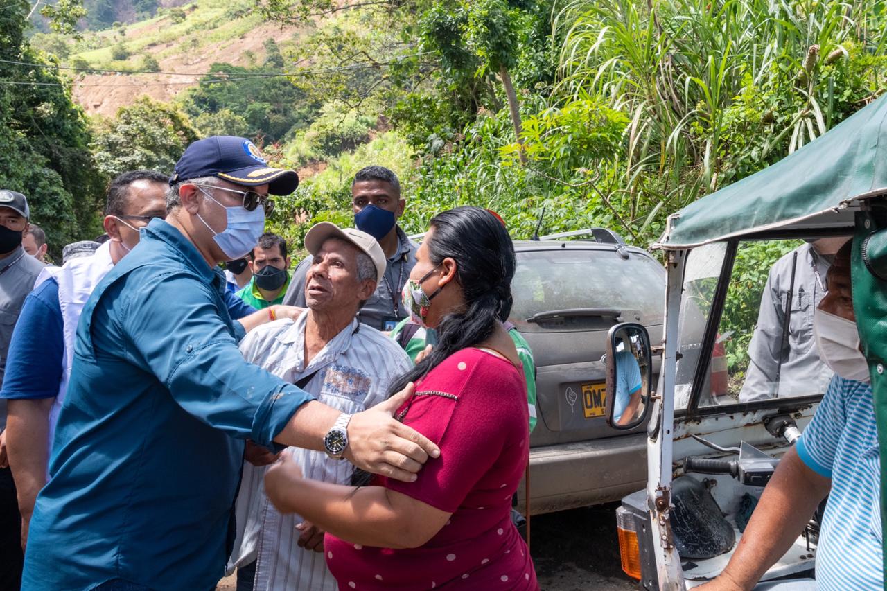 Desde Centro de Operaciones de Emergencia (COE) en Dabeiba, Gobierno nacional atiende emergencia en Antioquia