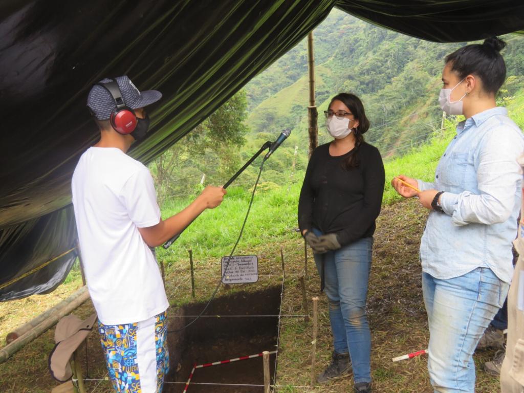 Jóvenes en Antioquia se lanzan al rescate de sus tradiciones con el programa radial ‘Arqueología crece en mi pueblo’, una iniciativa del proyecto Mar 2, concesión a cargo de la ANI