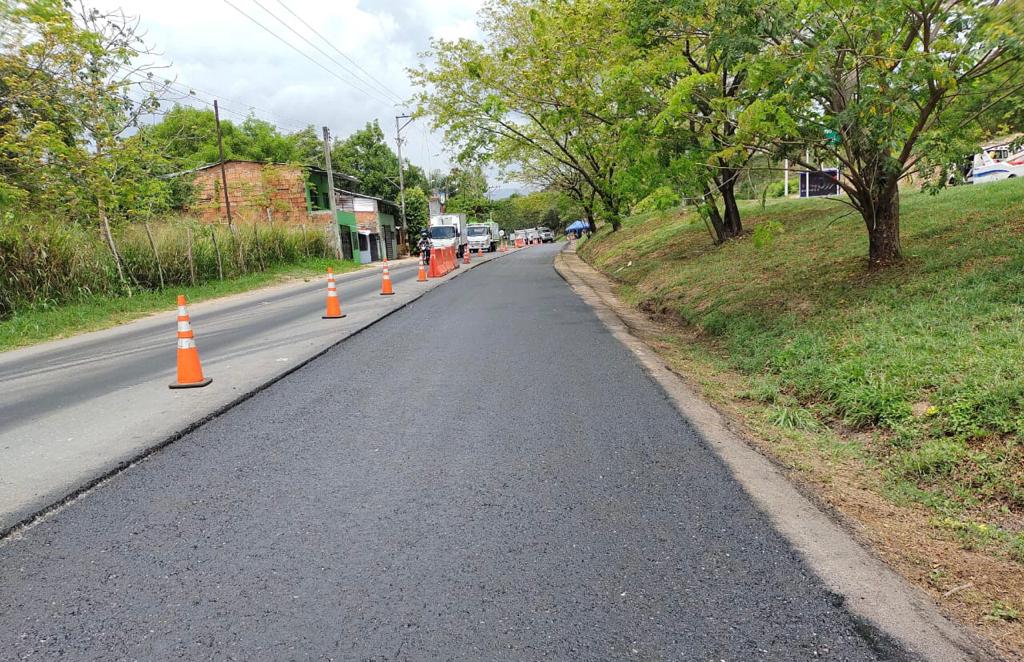 Con la estabilización de taludes y la rehabilitación de pavimento comienzan las obras en el proyecto Tercer Carril Bogotá-Girardot