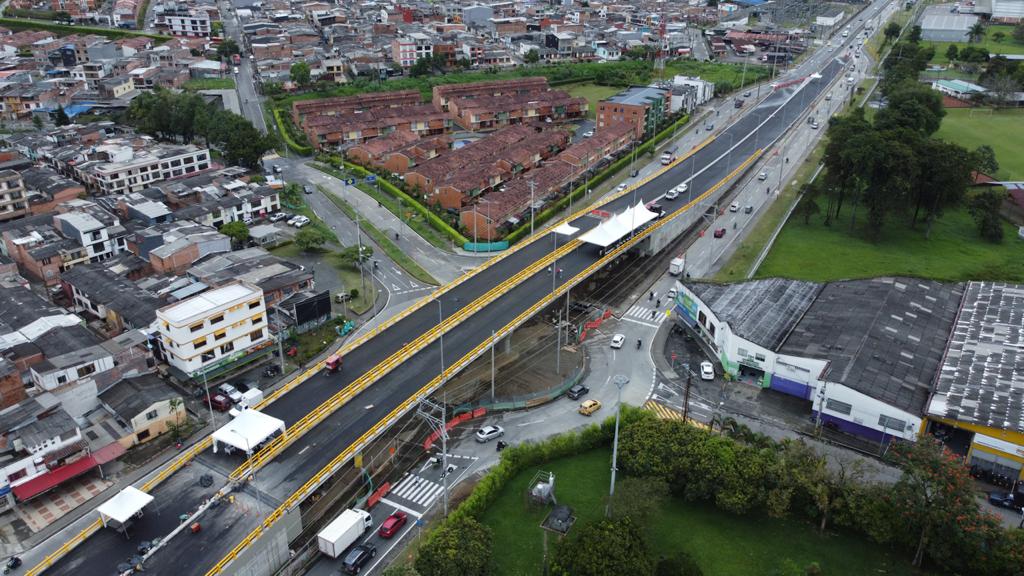 Intercambiador Postobón: empleo, conexión vial y competitividad para el Eje Cafetero Intercambiador Postobón: empleo, conexión vial y competitividad para el Eje Cafetero