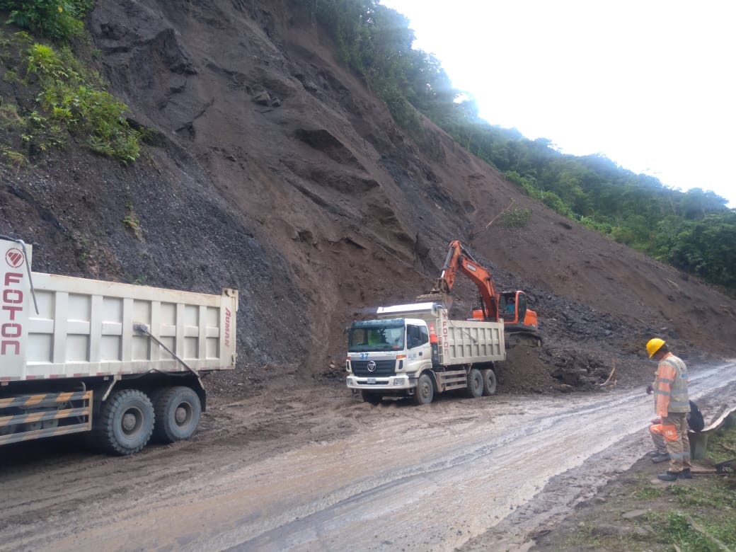 Con paso controlado a un solo carril, se habilita nuevamente la vía Dabeiba-Mutatá, en Antioquia
