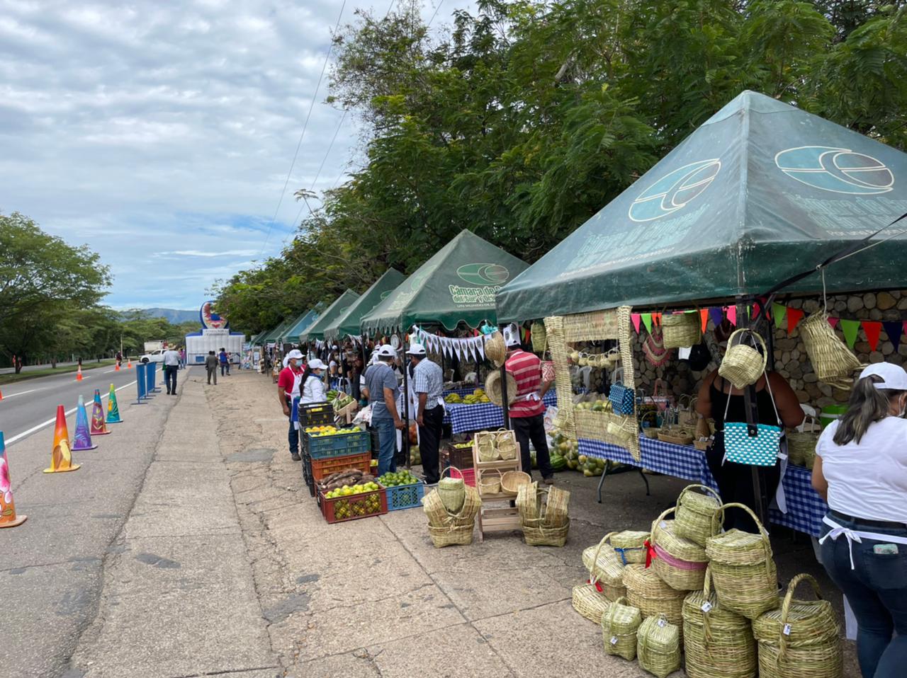 Más de 110 productos se comercializaron en el segundo Bulevar Campesino realizado en la vía Bogotá – Girardot