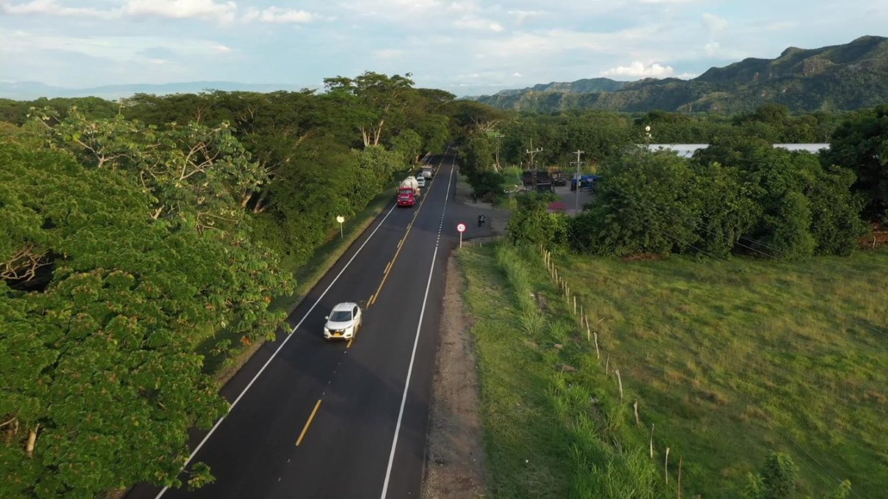 Proyecto Cambao-Manizales firma contrato de crédito por $458.000 millones para culminar el desarrollo de sus obras Proyecto Cambao-Manizales firma contrato de crédito por $458.000 millones para culminar el desarrollo de sus obras