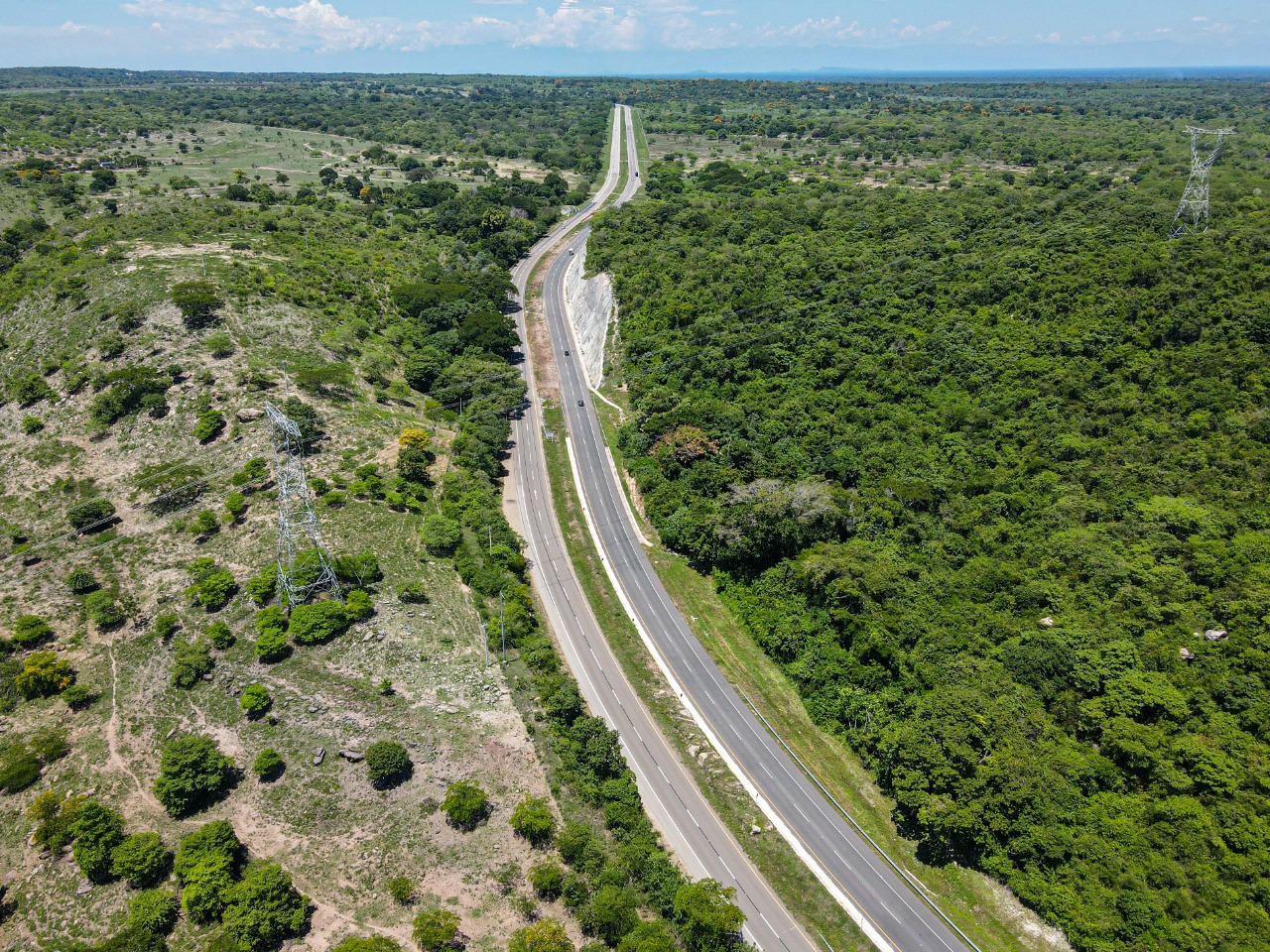 Es con hechos que le cumplimos al país, el Gobierno nacional entrega 86 kilómetros del proyecto Ruta del Sol 3: se benefician 617.000 habitantes