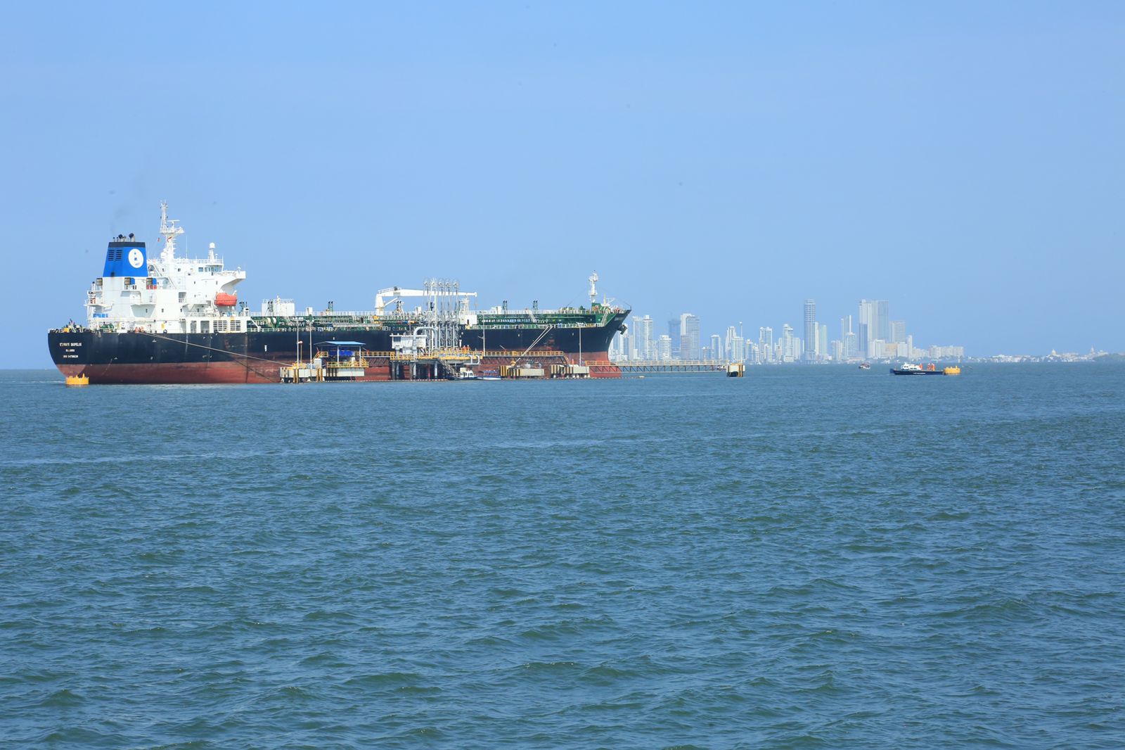 Crece la infraestructura portuaria en Cartagena: Nuevo muelle de Argos le permitirá ampliar exportaciones a Estados Unidos y otros mercados Crece la infraestructura portuaria en Cartagena: Nuevo muelle de Argos le permitirá ampliar exportaciones a Estados Unidos y otros mercados