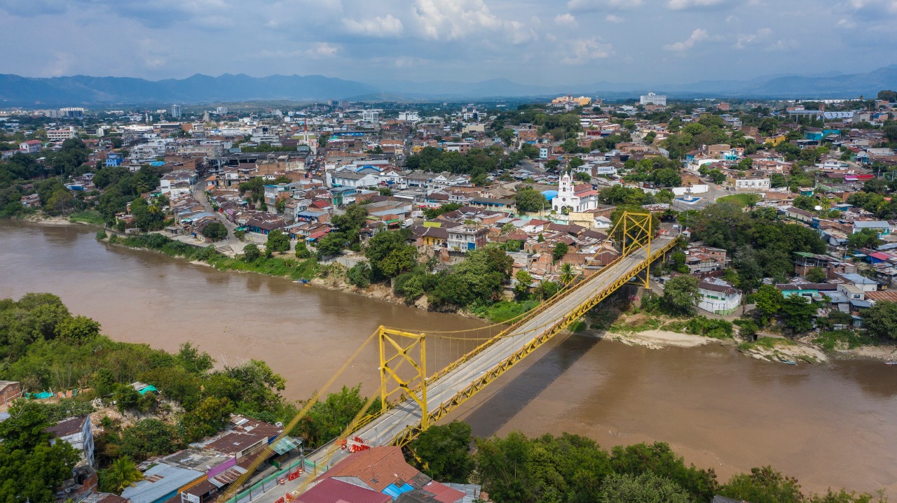 Gobierno nacional reabre Puente Mariano Ospina Pérez para peatones Gobierno nacional reabre Puente Mariano Ospina Pérez para peatones