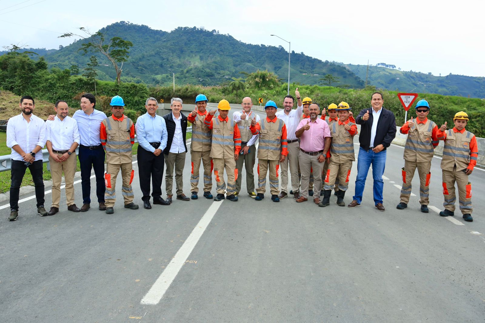 ANI entrega intercambiador El Jazmín y 5,3 km de par vial con calzadas unidireccionales, en el corredor Armenia–Pereira–Manizales ANI entrega intercambiador El Jazmín y 5,3 km de par vial con calzadas unidireccionales, en el corredor Armenia–Pereira–Manizales